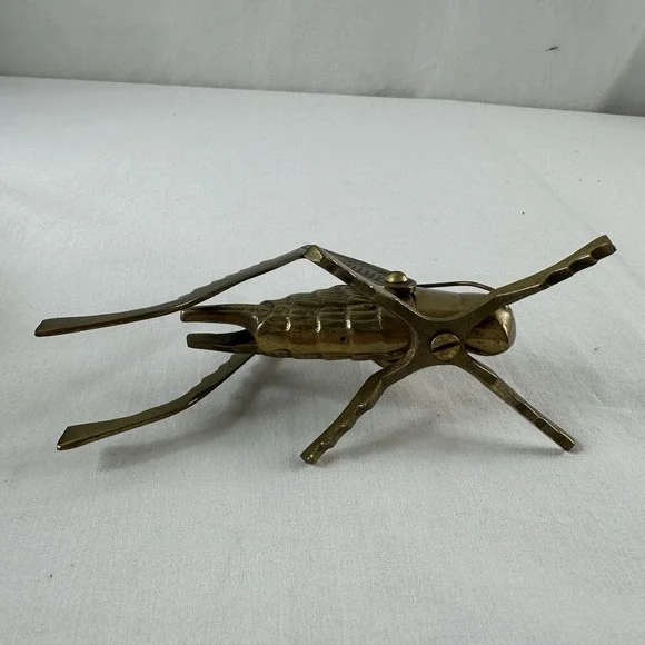 Vintage Solid Brass Cricket/Grasshopper Figurine Paperweight W/ Moveable Legs - Picture 10 of 10